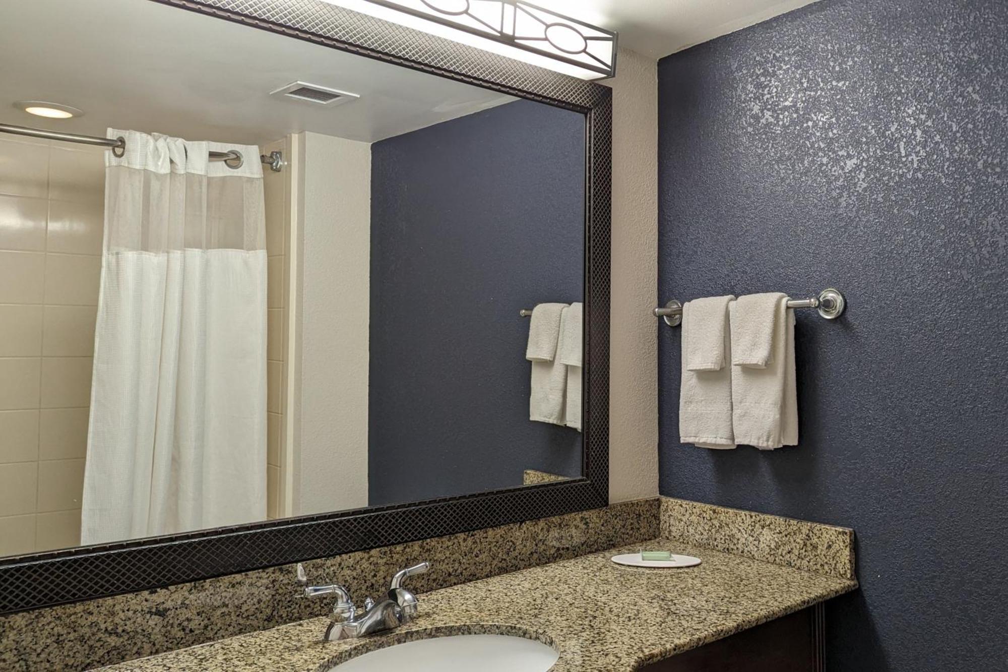 Fairfield Inn & Suites By Marriott Valdosta Exterior photo