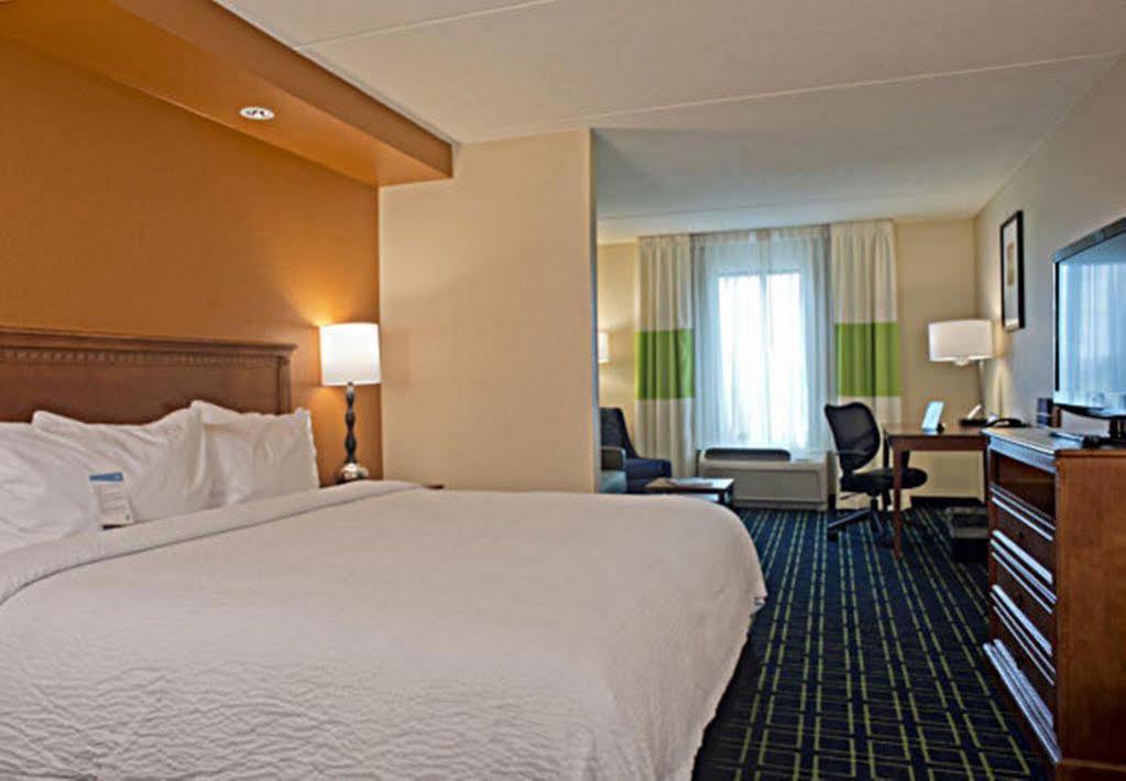 Fairfield Inn & Suites By Marriott Valdosta Exterior photo